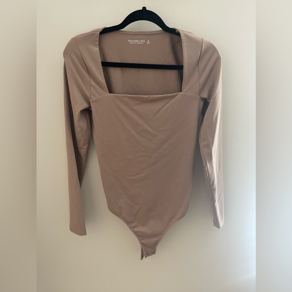 A&F Longsleeve Squareneck Bodysuit